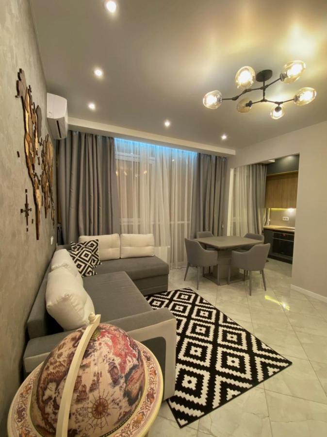 Vip Apartment In Odessa Exterior foto